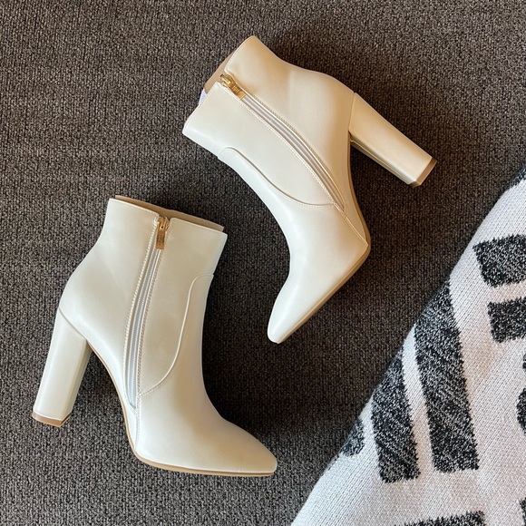 IDIFU: Size 7.5. 3 inches - Picture 4 of 8